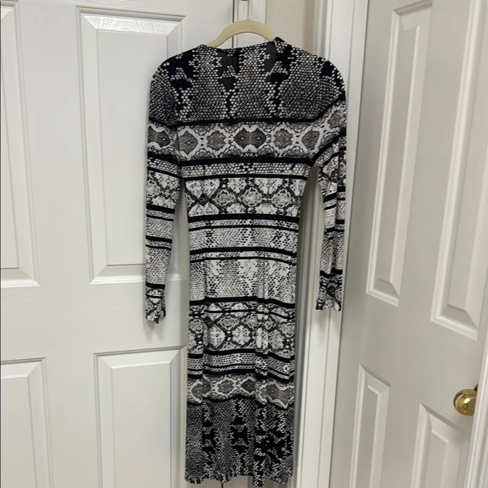 BCBG Black and White Patterned Wrap Dress - Picture 11 of 11